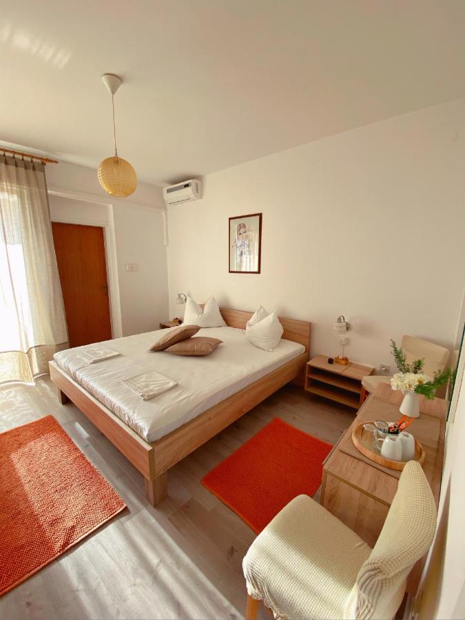 The Manzoni Family 1 Hotel Punat Eksteriør billede